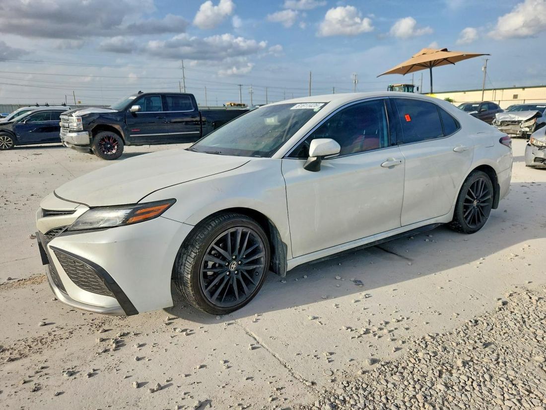 2021 TOYOTA CAMRY