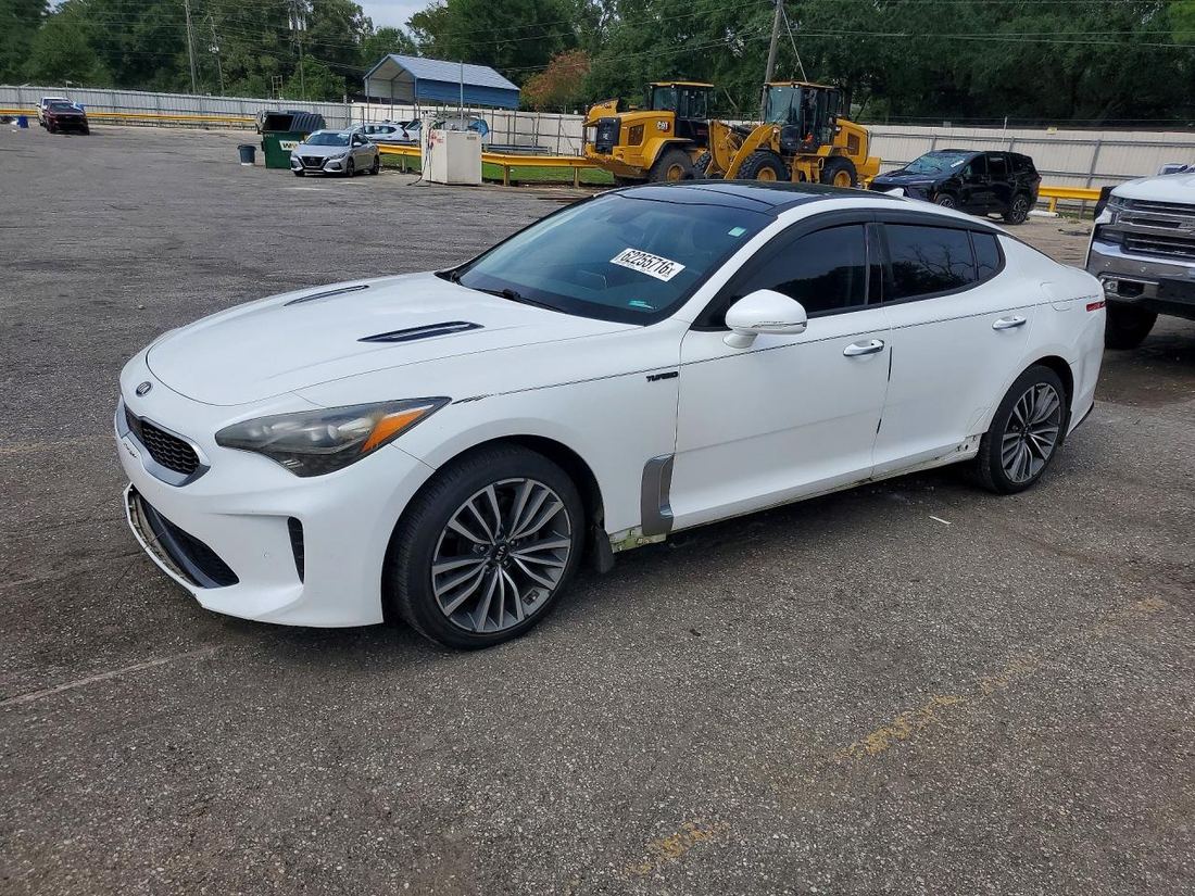 2019 KIA STINGER