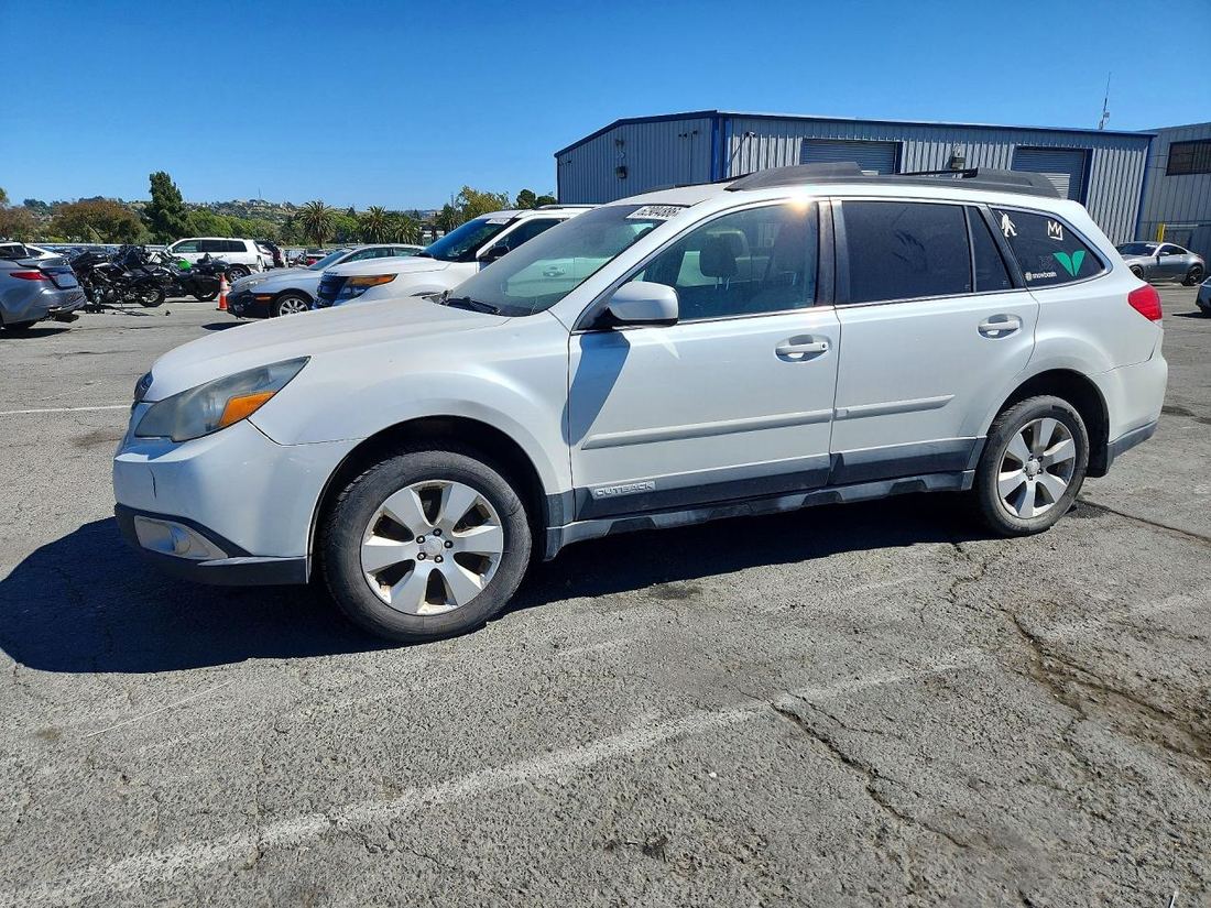 2012 SUBARU OUTBACK