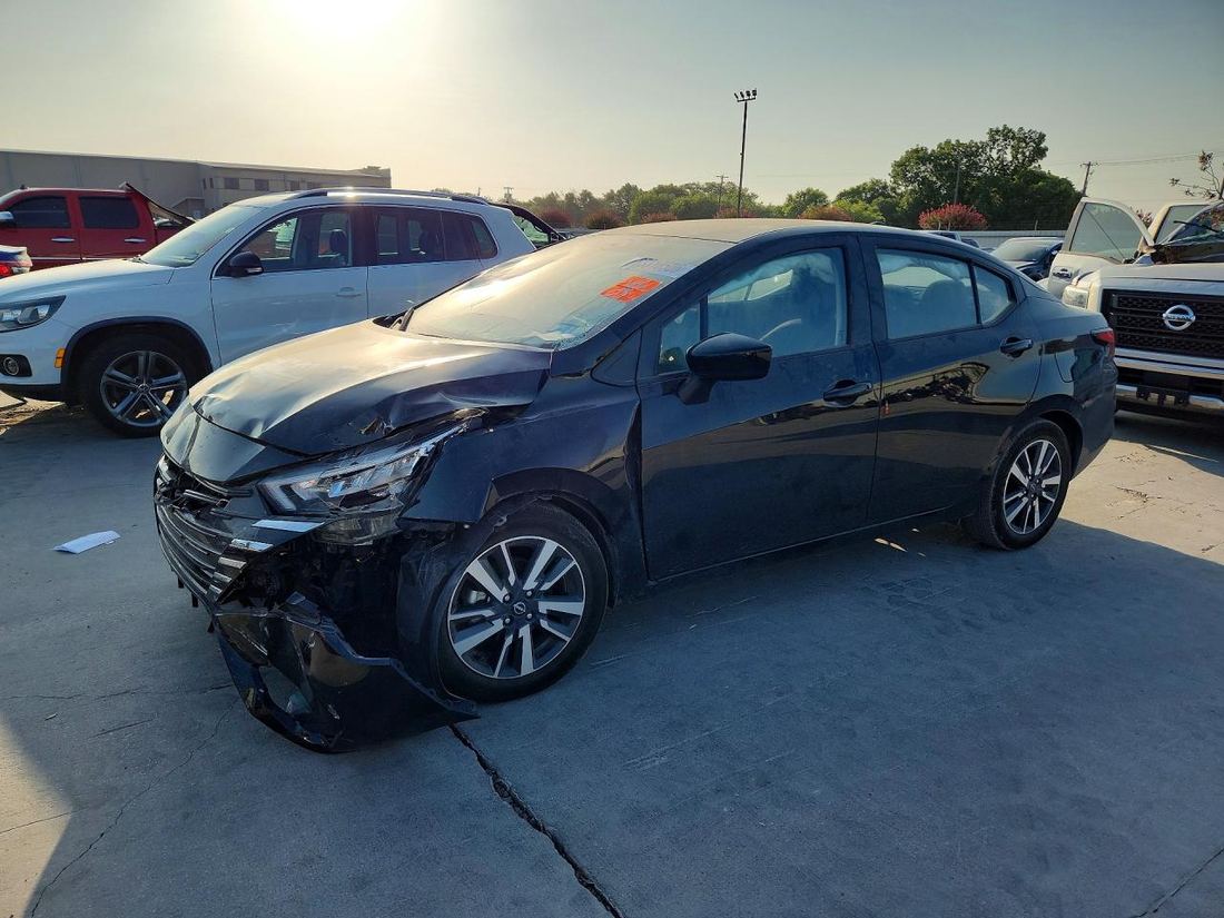 2025 NISSAN VERSA