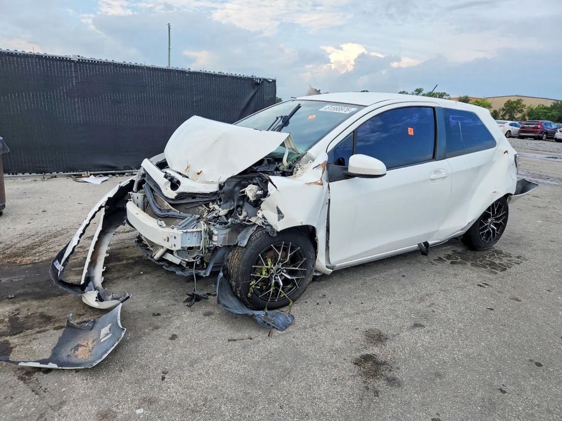 2012 TOYOTA YARIS