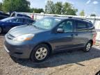 2009 TOYOTA SIENNA