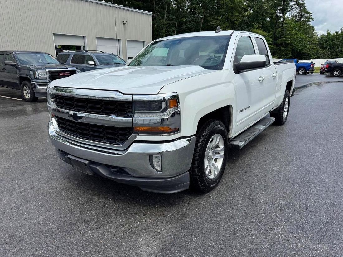 2017 CHEVROLET SILVERADO