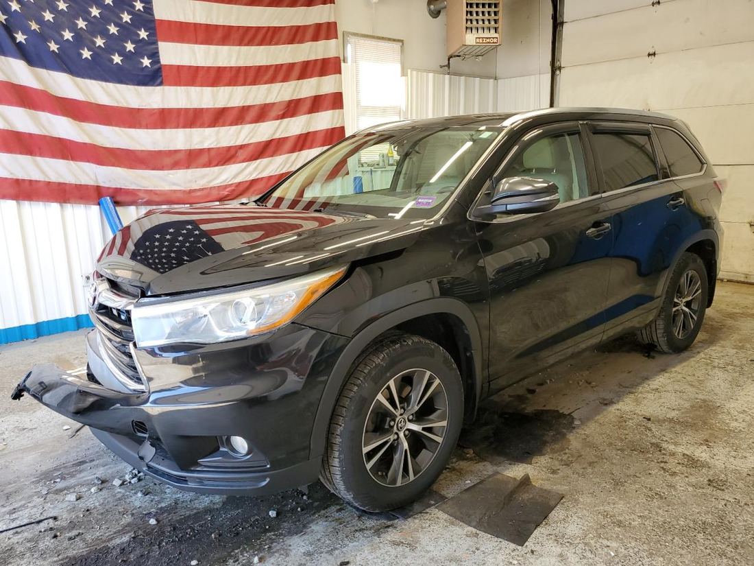 2016 TOYOTA HIGHLANDER