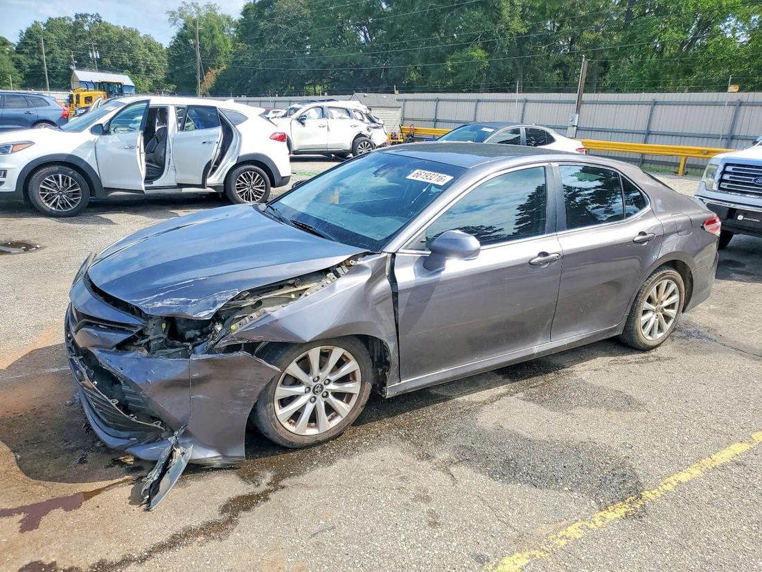 2018 TOYOTA CAMRY