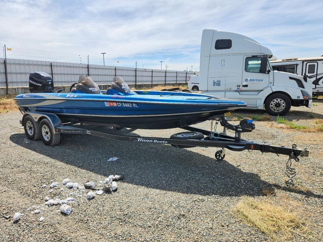 2006 TRITON TR-21