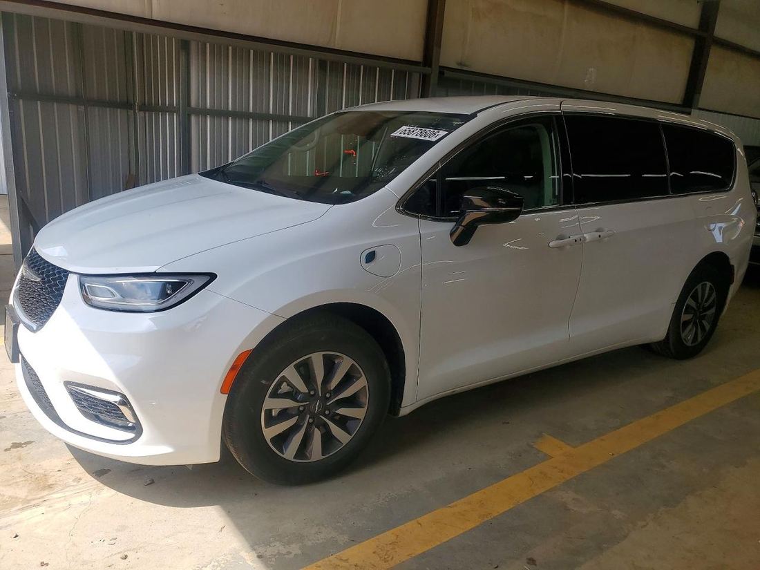 2024 CHRYSLER PACIFICA