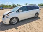 2011 TOYOTA SIENNA