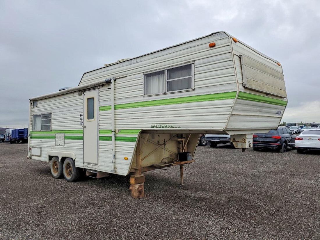 1977 WILDERNESS TRAILERS
