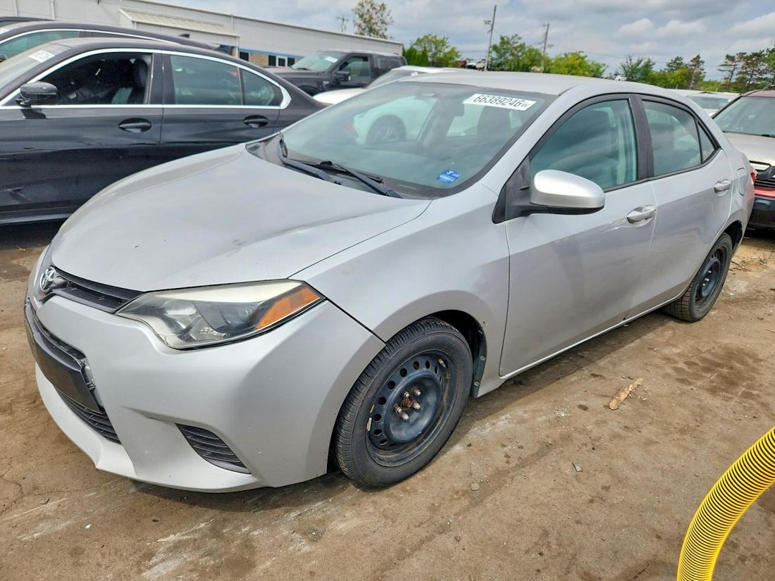 2015 TOYOTA COROLLA