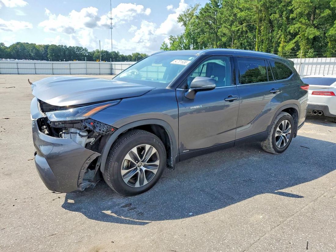 2021 TOYOTA HIGHLANDER