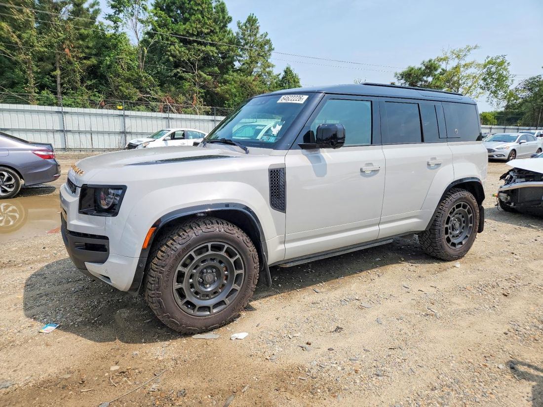 2026 LAND ROVER DEFENDER