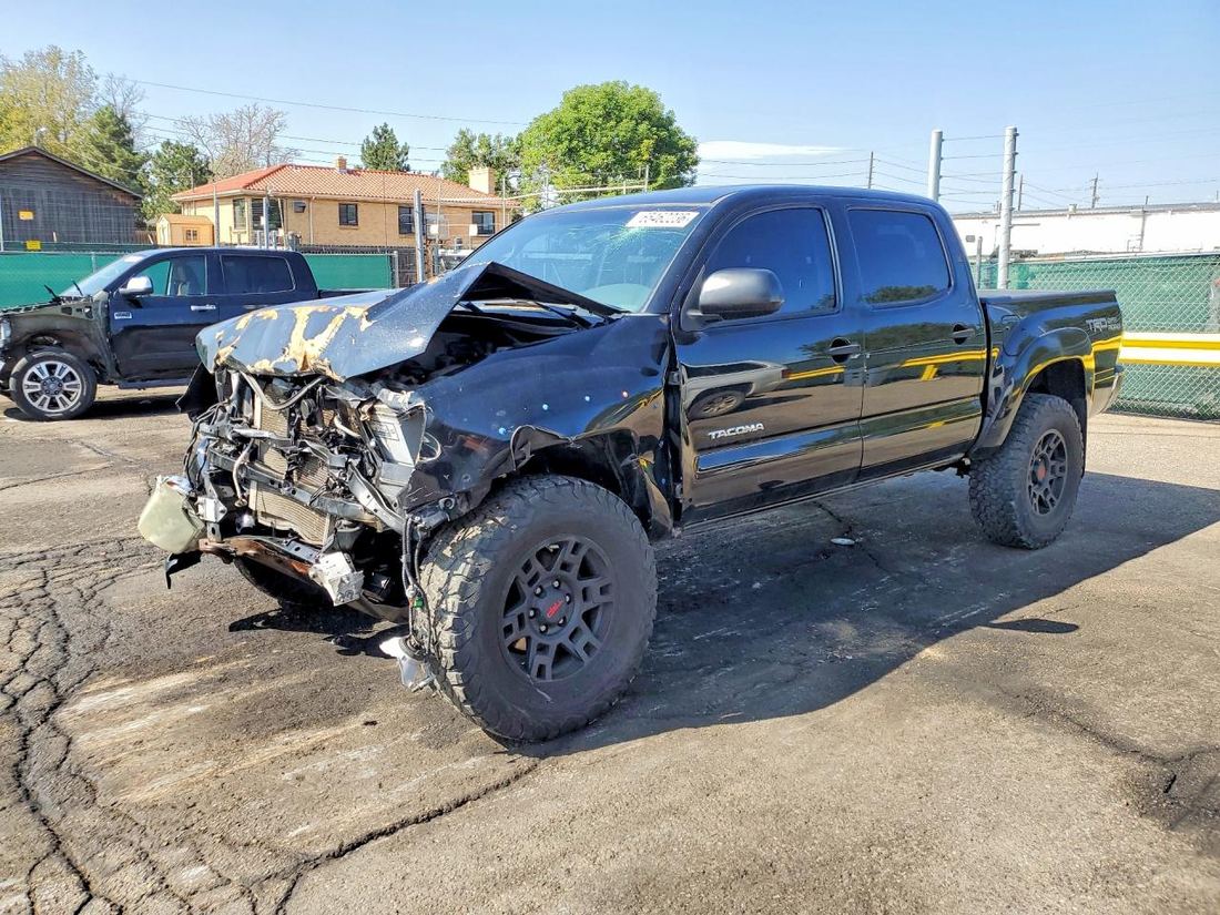2015 TOYOTA TACOMA