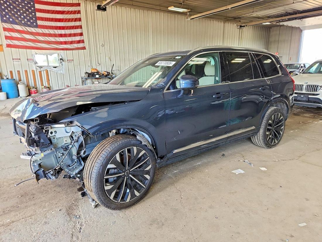 2026 VOLVO XC90
