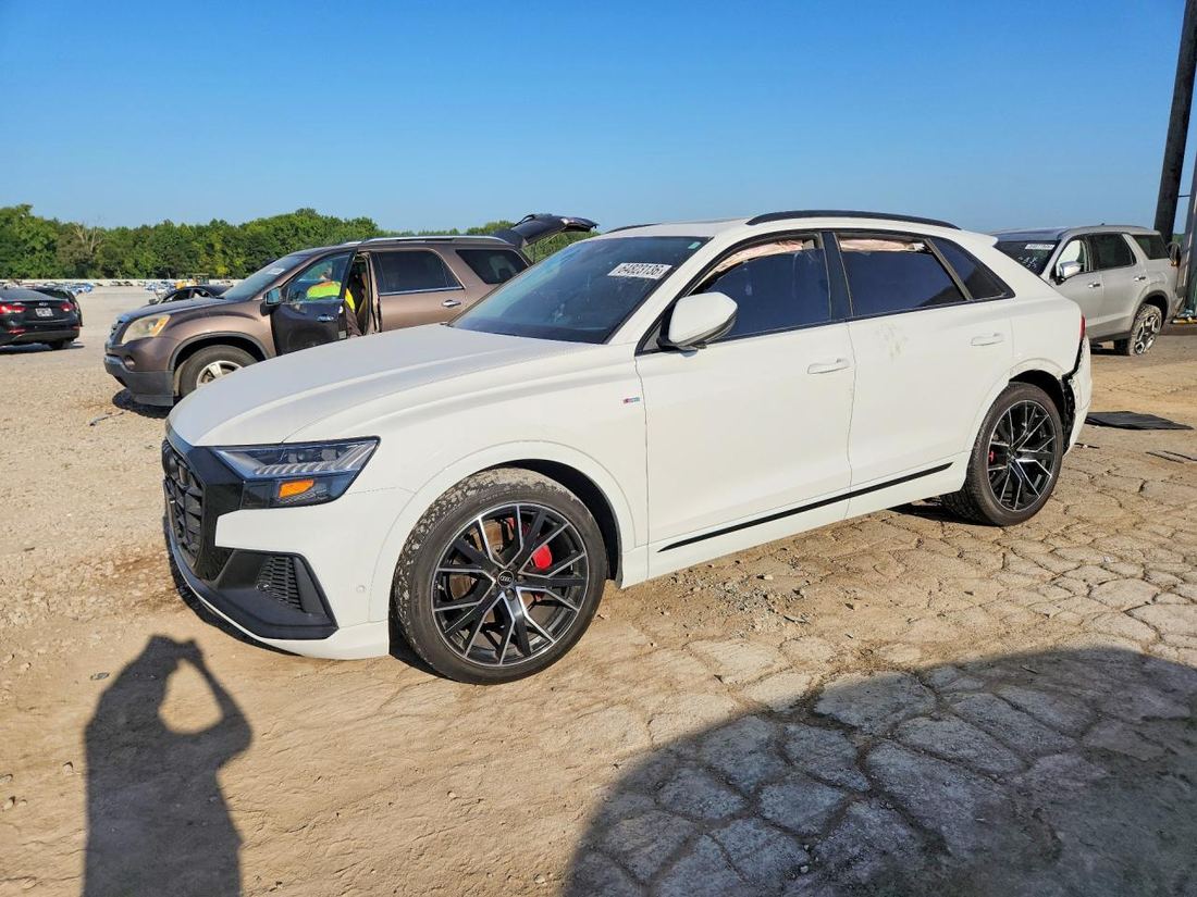 2023 AUDI Q8