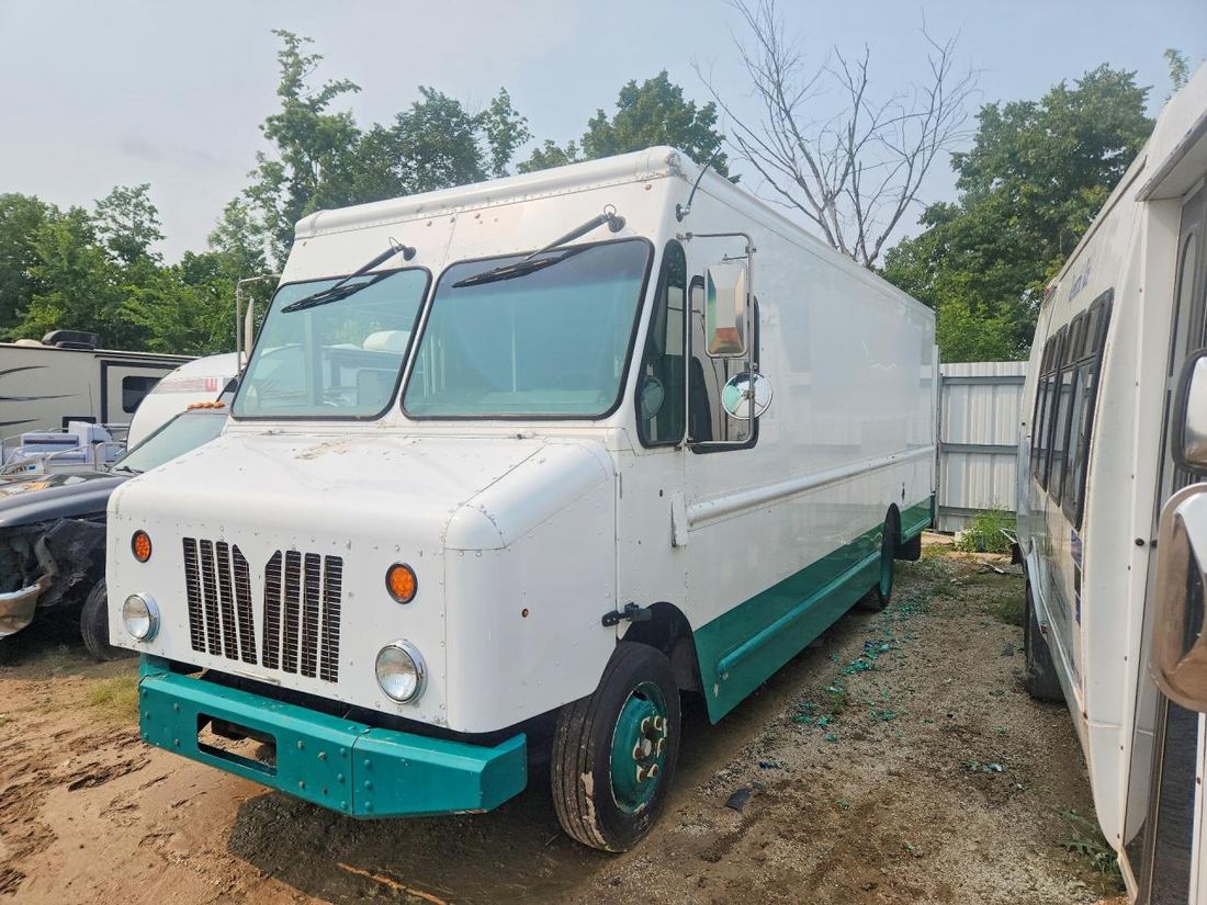 2016 FREIGHTLINER CHASSIS