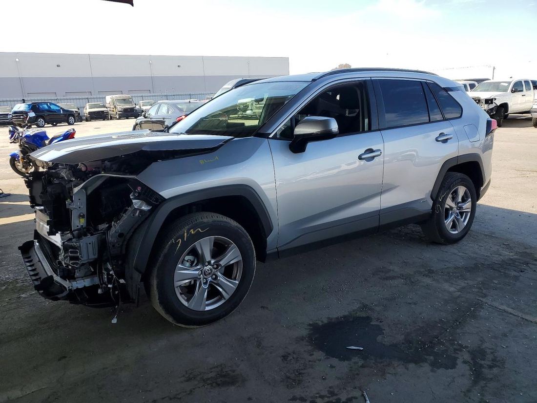 2025 TOYOTA RAV4