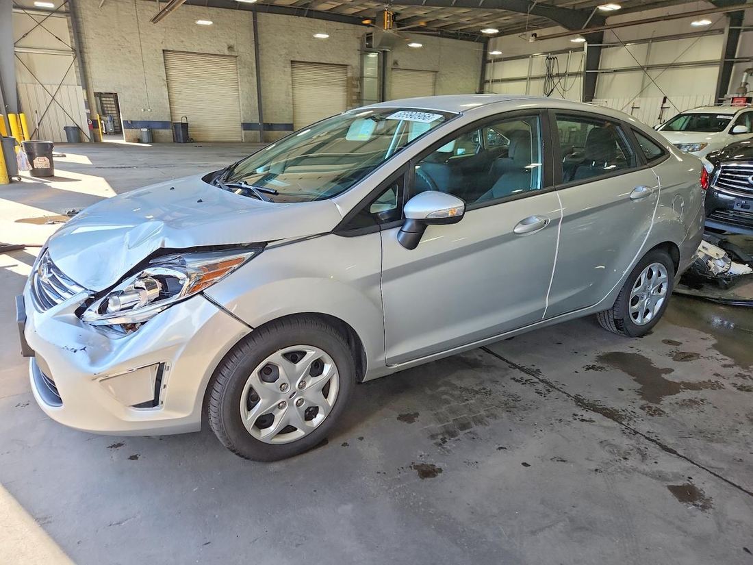 2013 FORD FIESTA