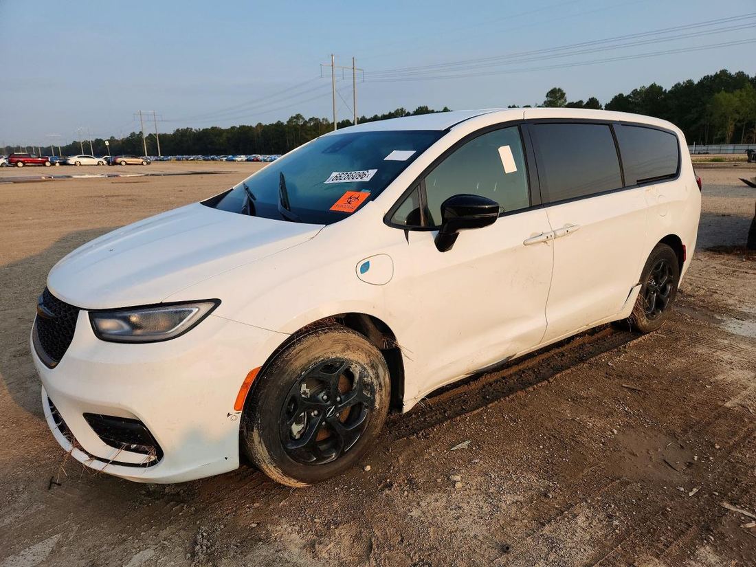 2024 CHRYSLER PACIFICA