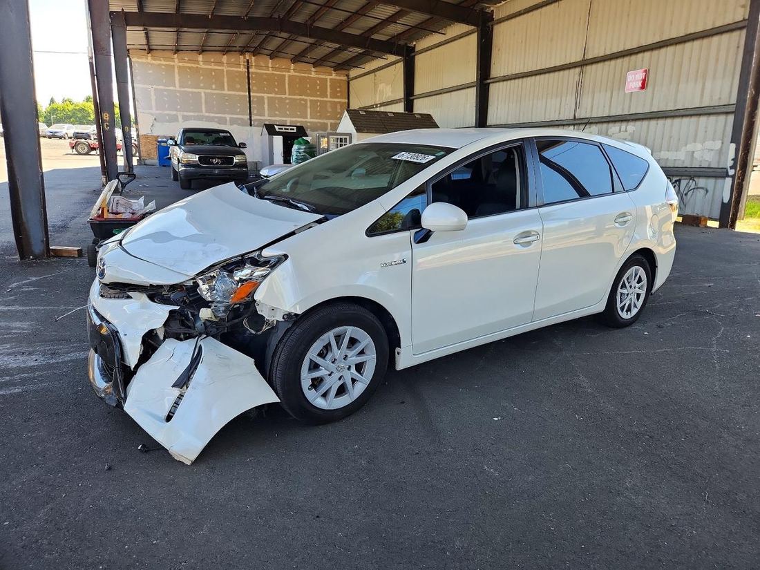 2015 TOYOTA PRIUS V