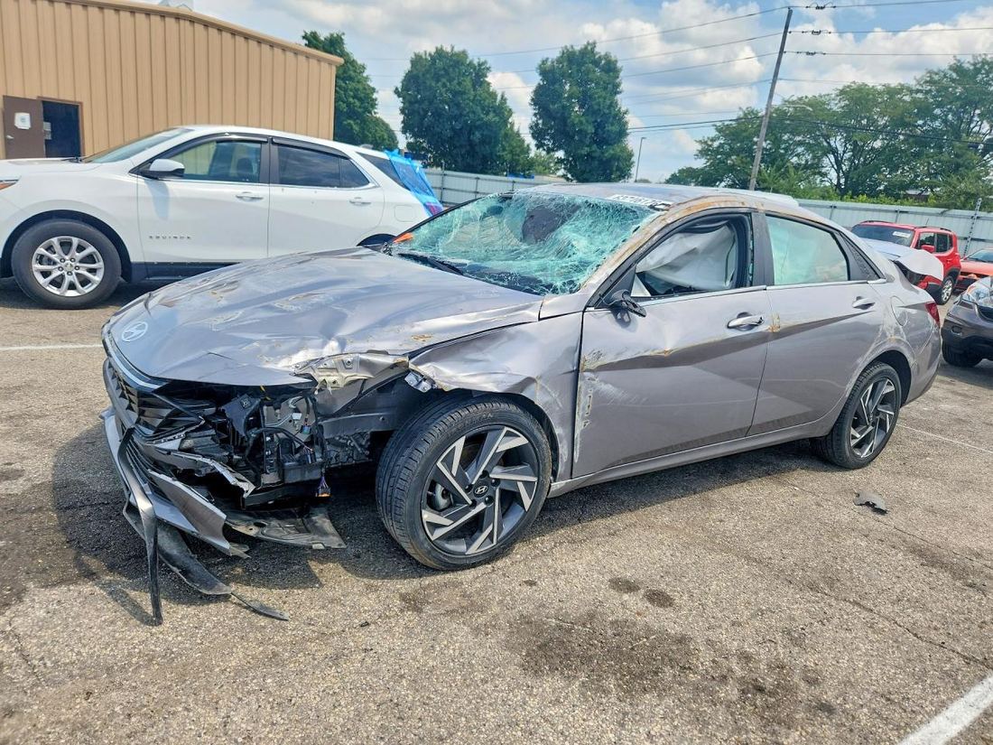 2025 HYUNDAI ELANTRA