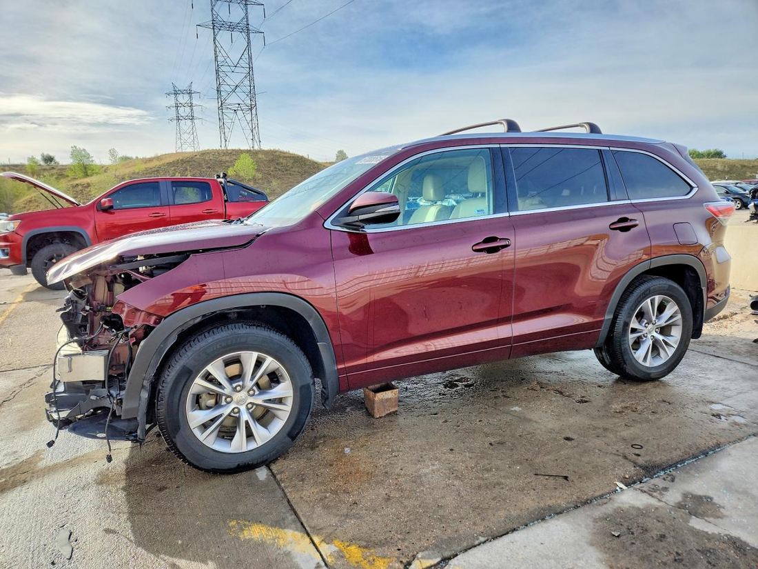 2015 TOYOTA HIGHLANDER