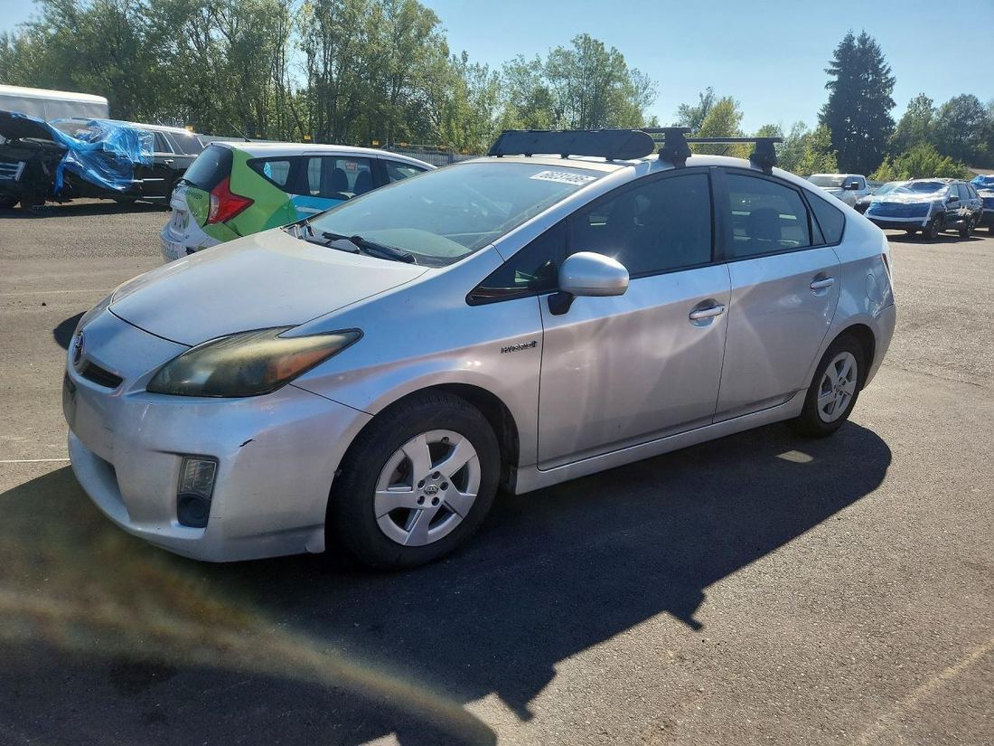 2011 TOYOTA PRIUS