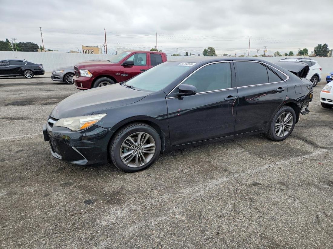 2015 TOYOTA CAMRY