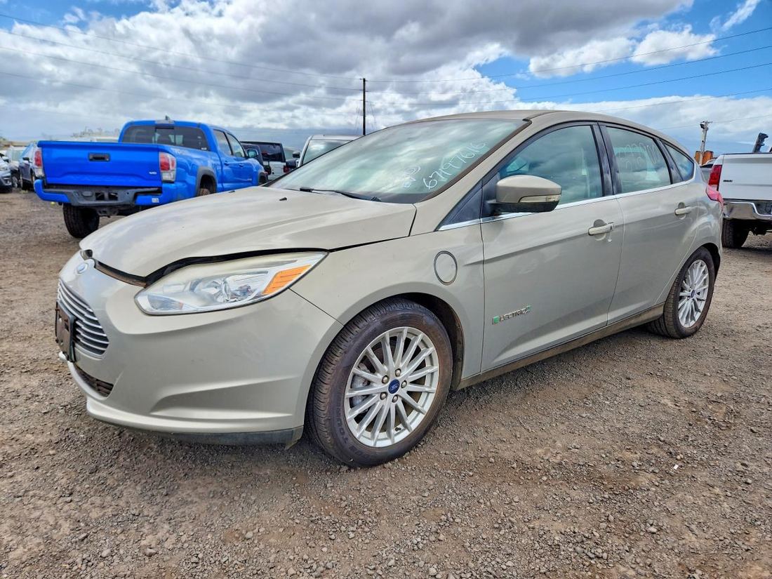 2016 FORD FOCUS