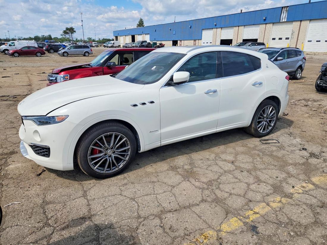 2020 MASERATI LEVANTE