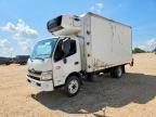2018 HINO 195