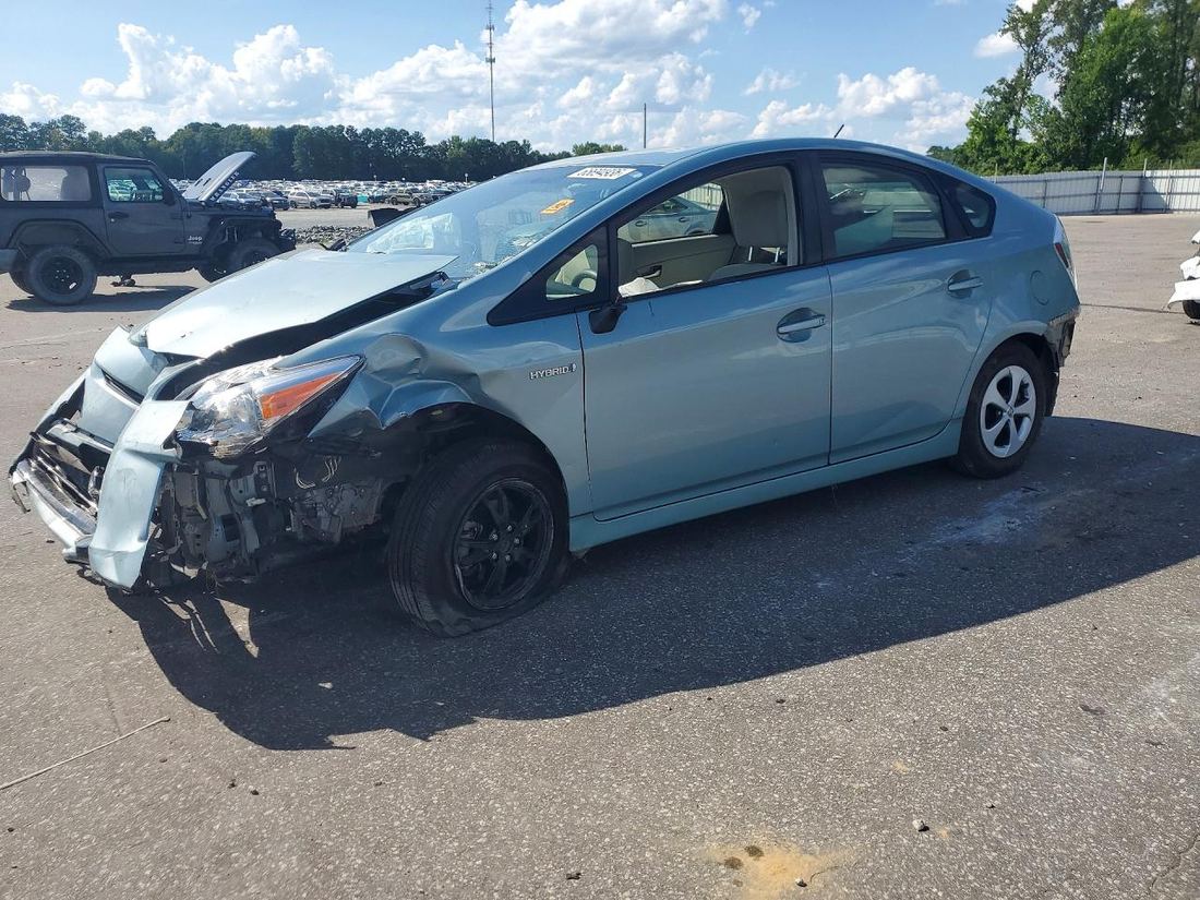 2013 TOYOTA PRIUS