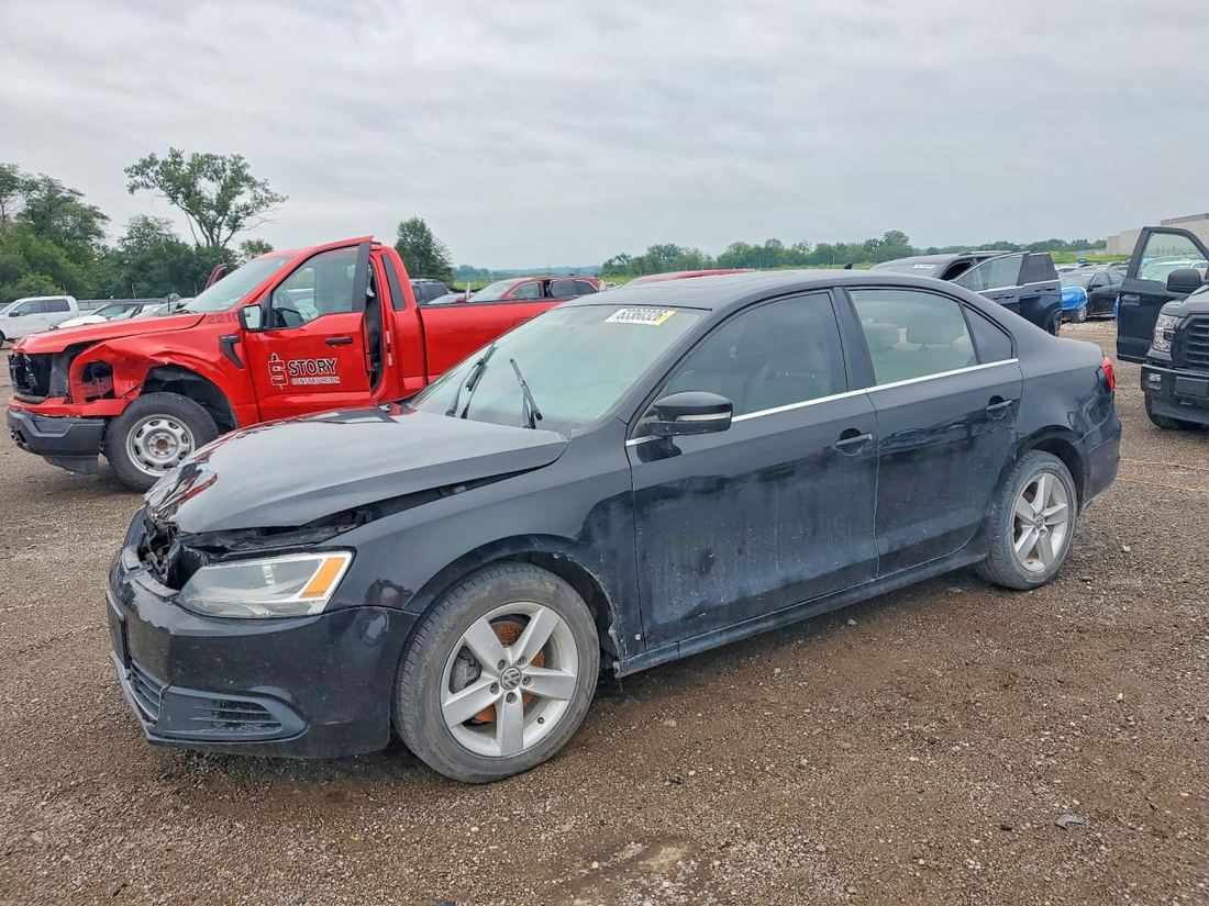 2013 VOLKSWAGEN JETTA