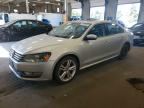 2013 VOLKSWAGEN PASSAT