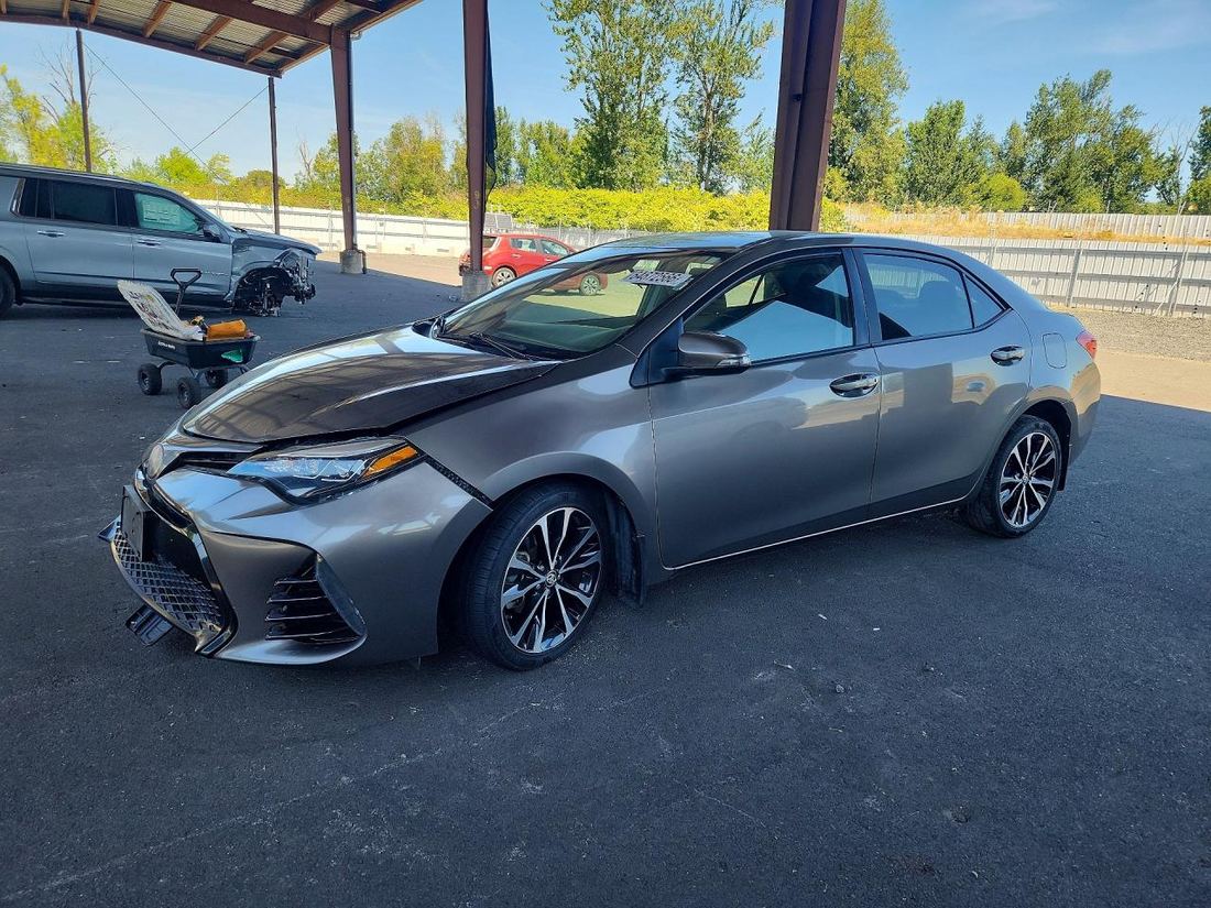 2017 TOYOTA COROLLA