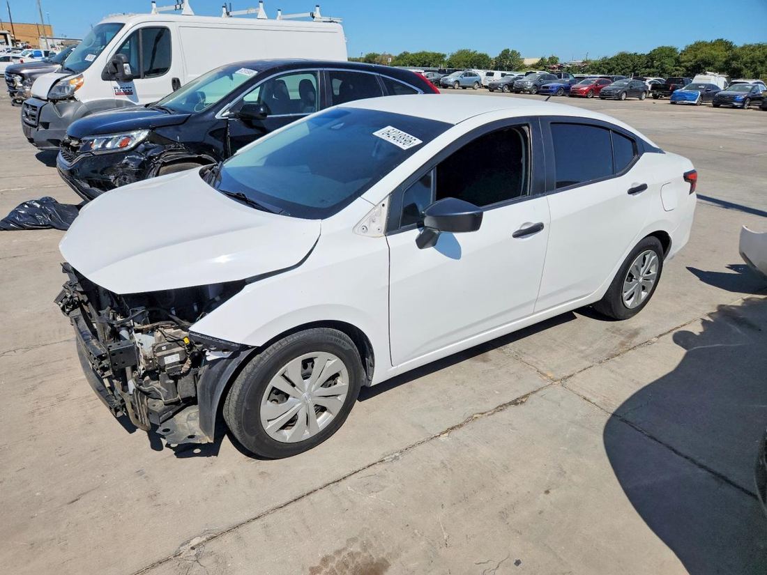 2021 NISSAN VERSA