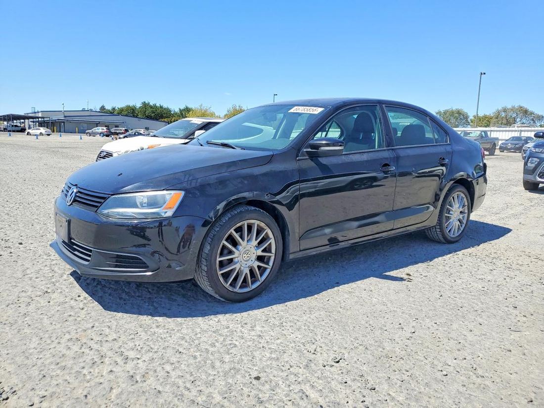 2011 VOLKSWAGEN JETTA