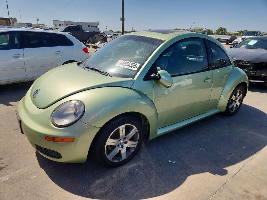 2006 VOLKSWAGEN NEW BEETLE