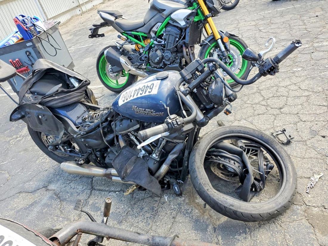 2019 HARLEY-DAVIDSON FXBB