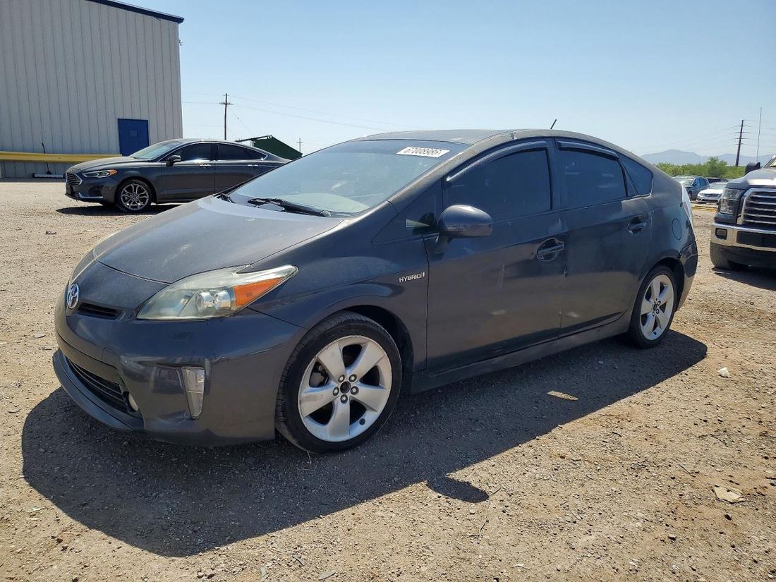 2013 TOYOTA PRIUS