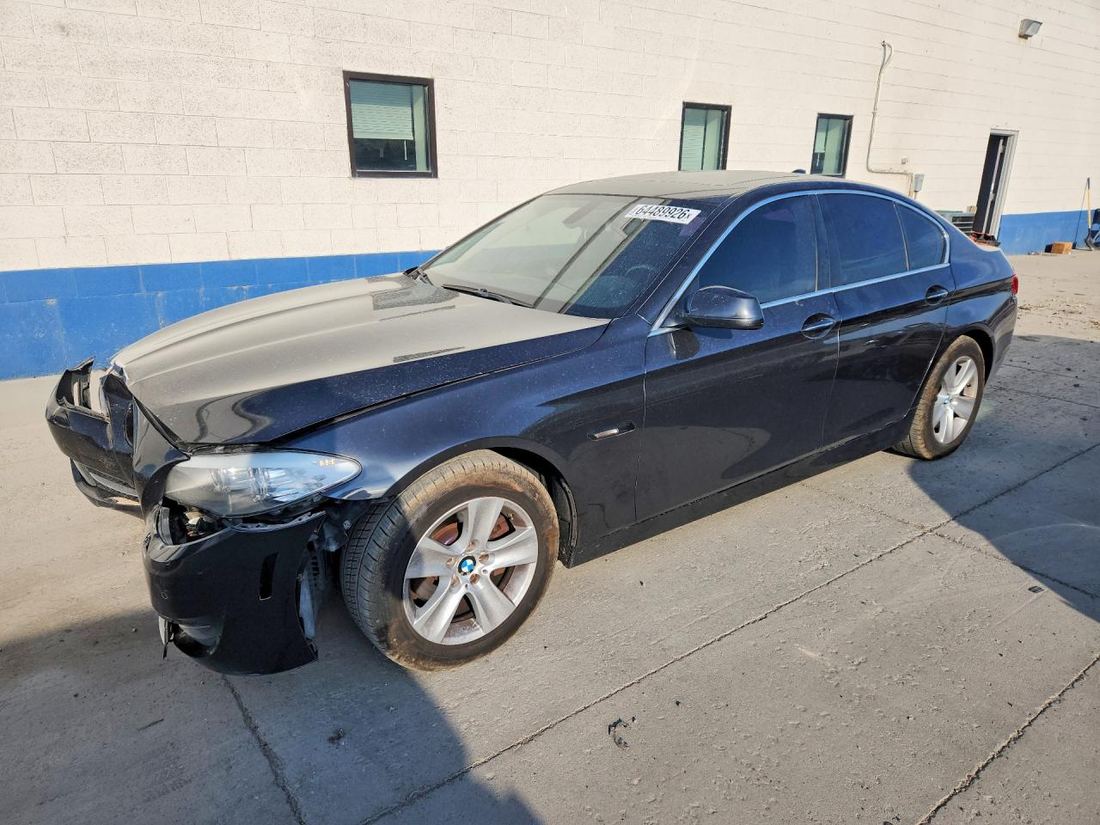2011 BMW 528