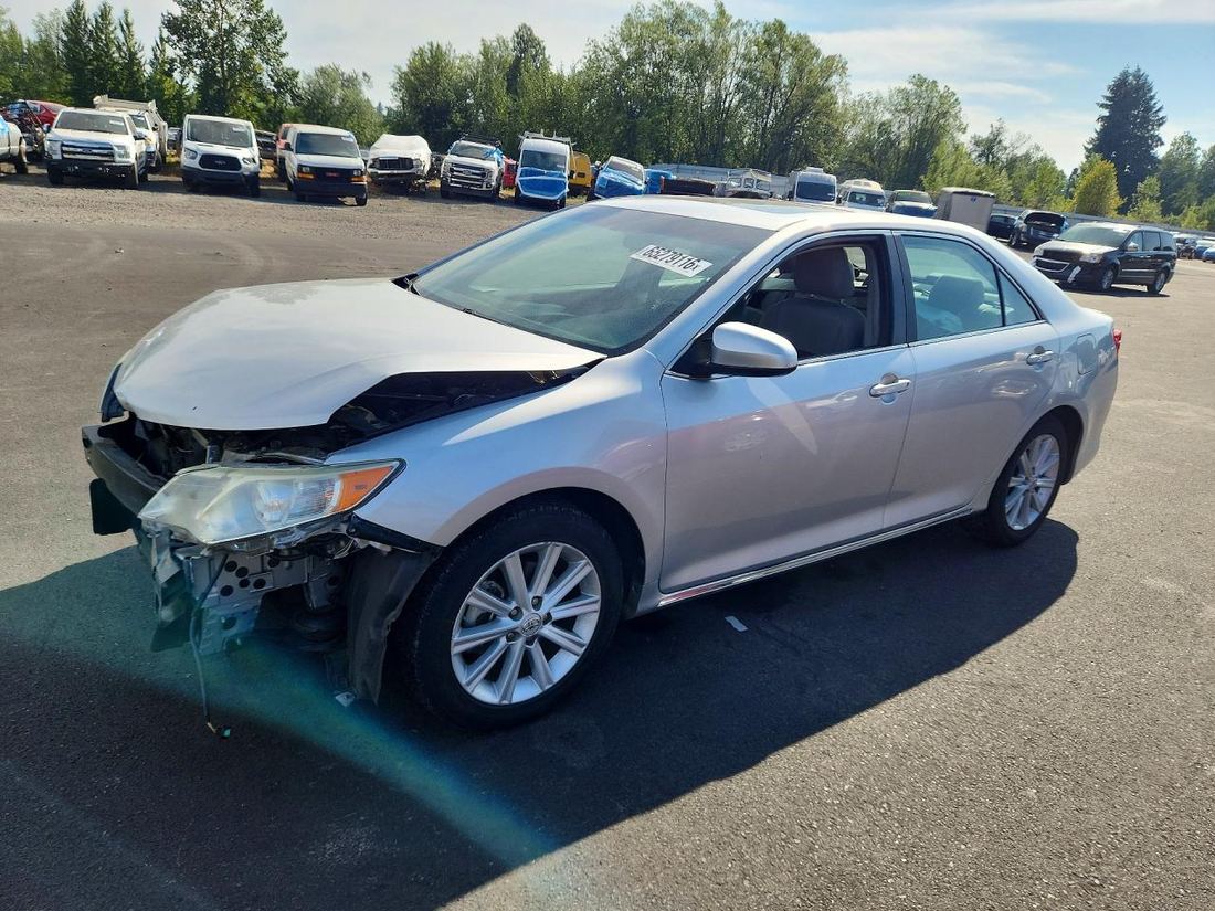 2013 TOYOTA CAMRY