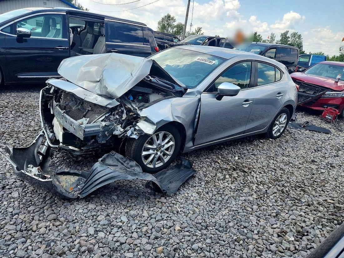 2016 MAZDA 3