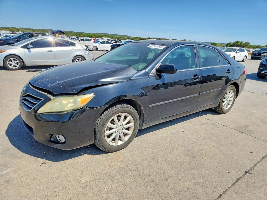 2011 TOYOTA CAMRY