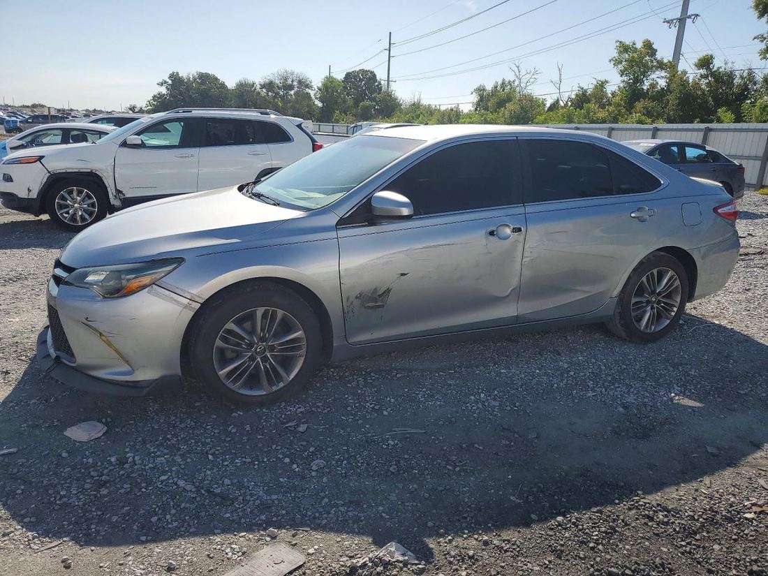 2016 TOYOTA CAMRY