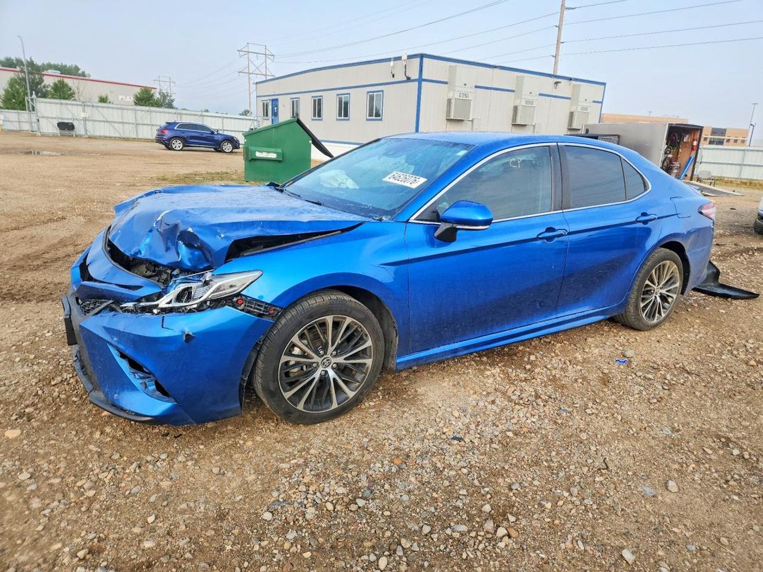 2020 TOYOTA CAMRY