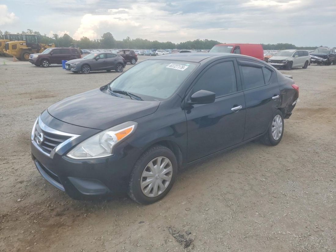 2017 NISSAN VERSA