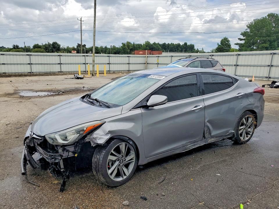 2014 HYUNDAI ELANTRA