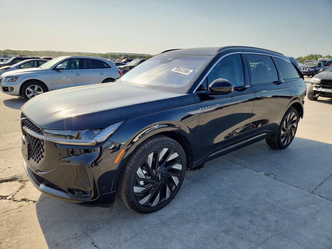 2024 LINCOLN NAUTILUS