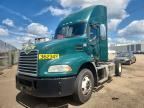 2017 MACK 600